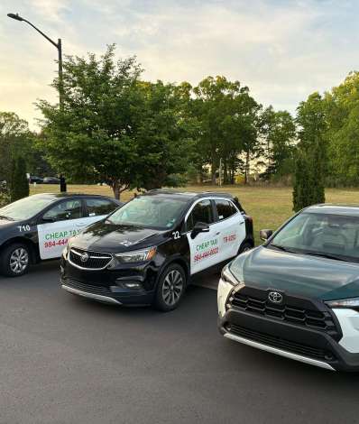 Taxi service Raleigh NC picking up passengers at RDU Airport